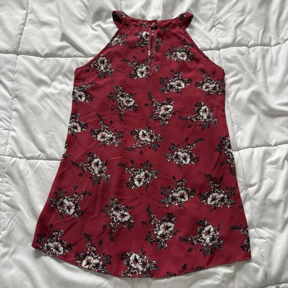 C Womens Size Small Blouse Sleeveless Red White Floral High Neck Layered - Picture 7 of 8